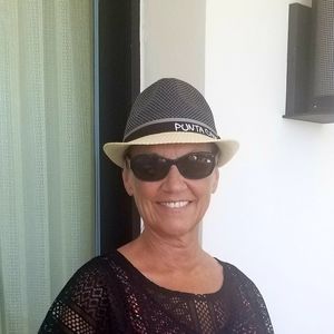 Meet your Posher, Robin